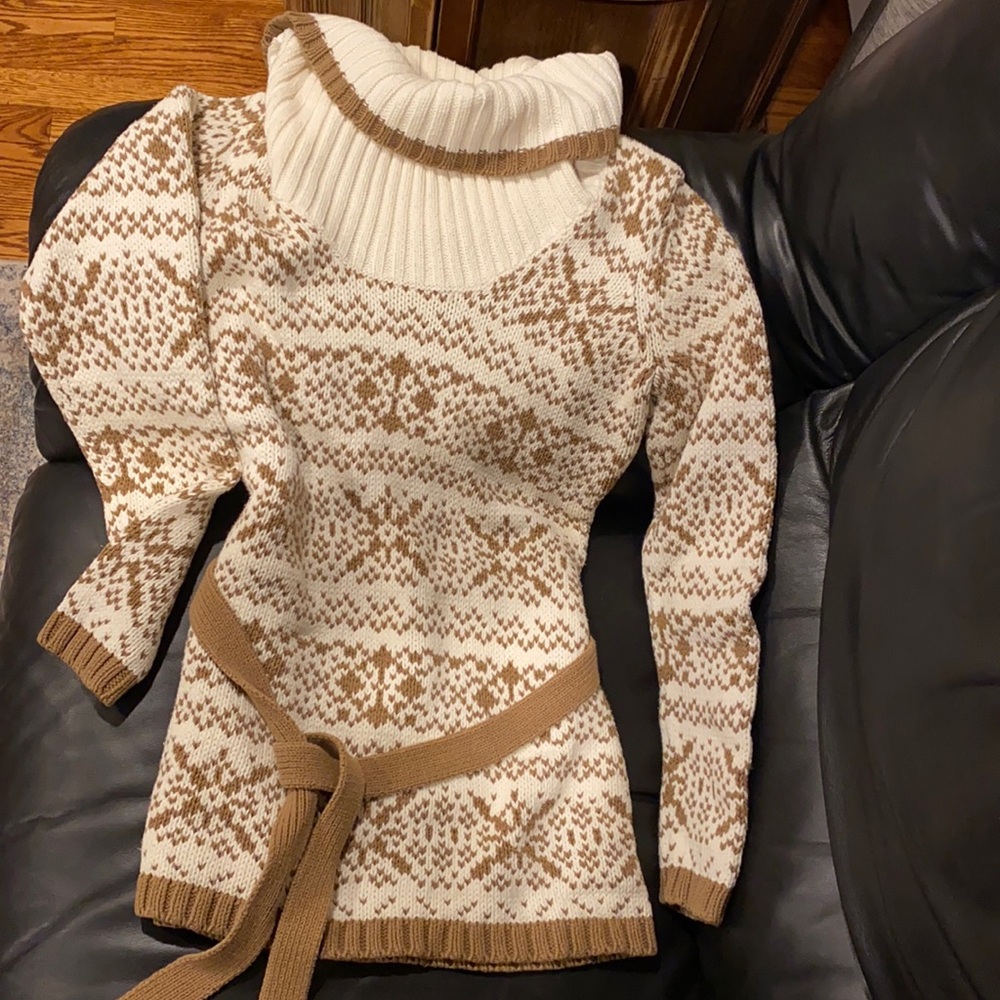LOFT sweater  size M